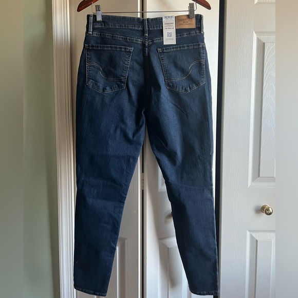 SIGNATURE GOLD LEVI STRAUS SKINNY SHAPING JEAN - Picture 4 of 8